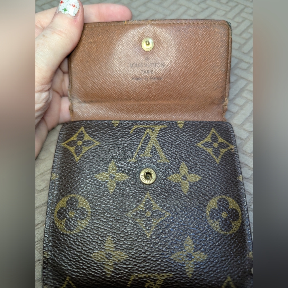 Louis Vuitton Compact Monogram Wallet - Picture 8 of 12